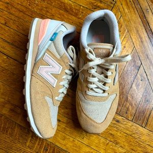 New Balance Classic 996 Gold/Pink Size 7